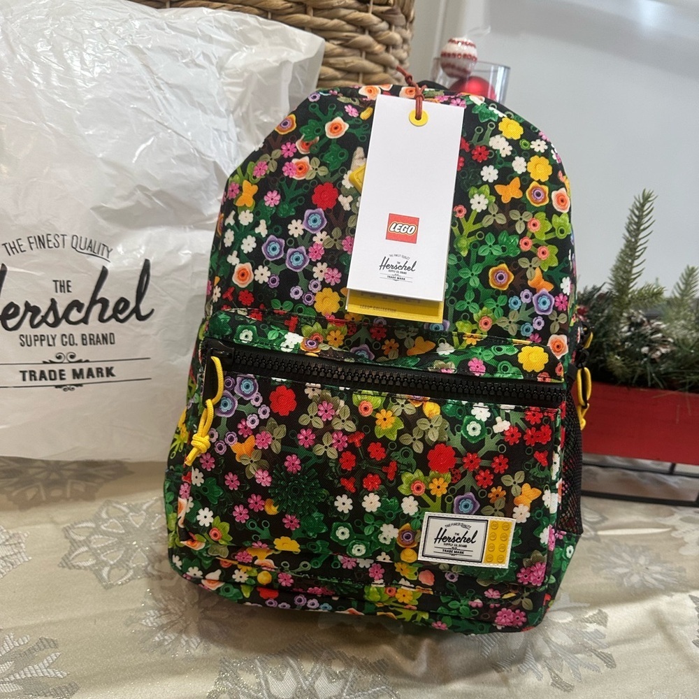 New Herschel Heritage x LEGO Children’s Floral Lego Backpack Limited Edition 15L - Picture 11 of 16